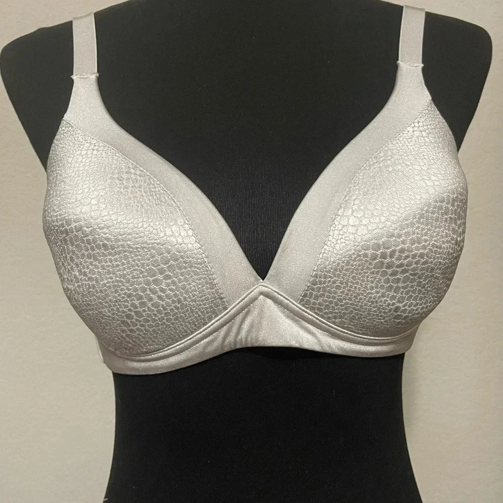 Warner's Wire Free T-Shirt Bra White Back Smoothing Size 38B